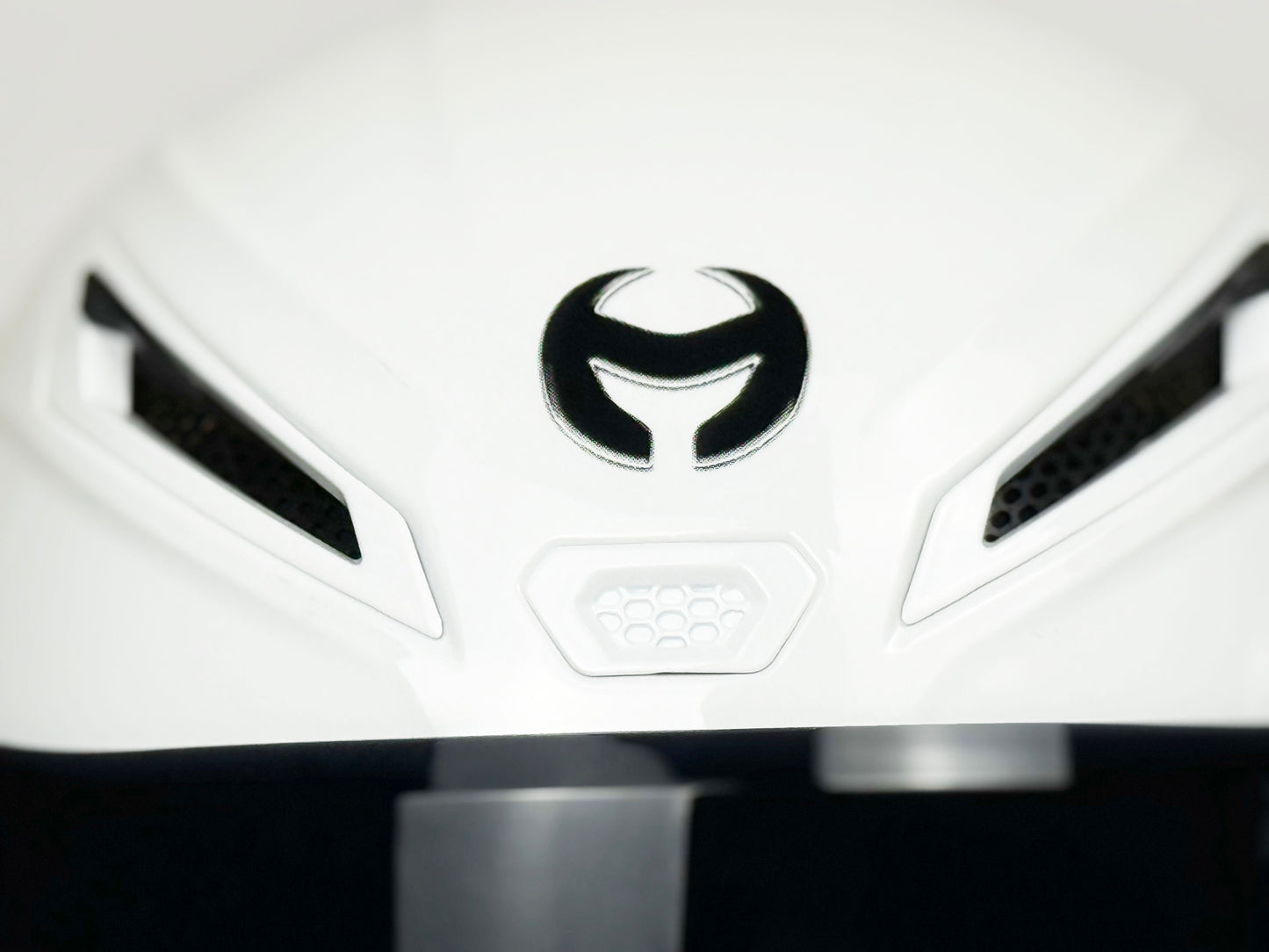 White motorcycle Helmets - Heltors